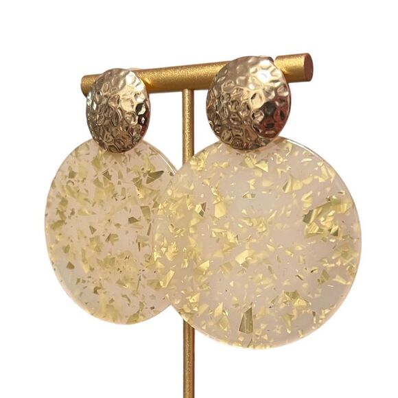 🤯5/$20🤯 Big Statement Acrylic Gold Tone Earrings - Picture 3 of 4